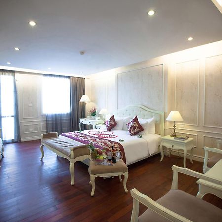 Medallion Hanoi Hotel Bagian luar foto