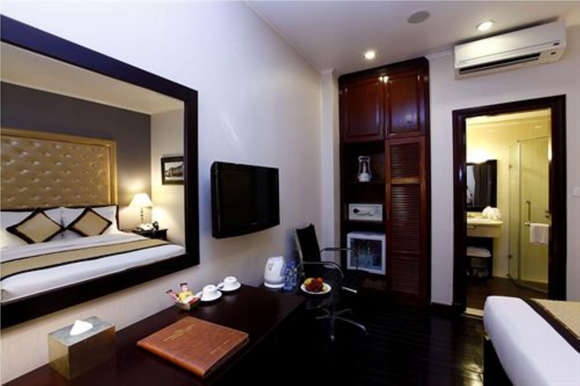 Medallion Hanoi Hotel Bagian luar foto