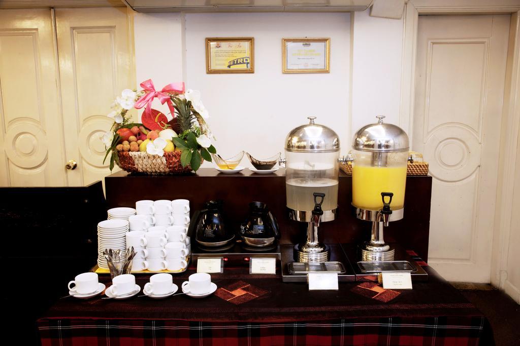 Medallion Hanoi Hotel Bagian luar foto