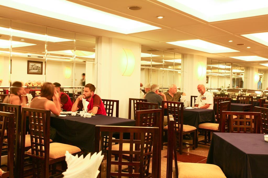 Medallion Hanoi Hotel Bagian luar foto