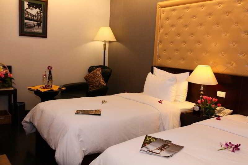 Medallion Hanoi Hotel Bagian luar foto