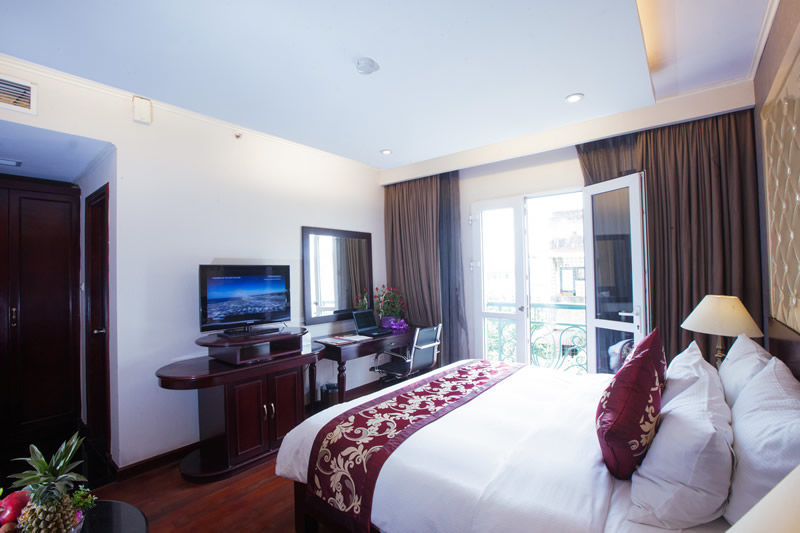 Medallion Hanoi Hotel Bagian luar foto